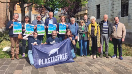 Busto: Primavera in fiore in piazza Vittorio Emanuele II