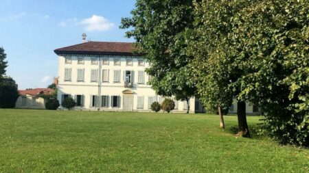 Cassano: Lega "La democrazia è un'altra cosa"