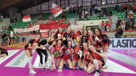 Volley: La Futura non sbaglia: Macerata ko 3-2