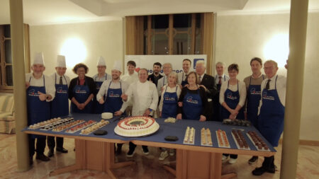 Varese: Politici in vesti da chef per il "Faro di Ascoli"