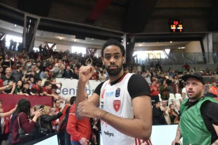 Basket: Varese, Napoli annichilita: 113-79 il finale