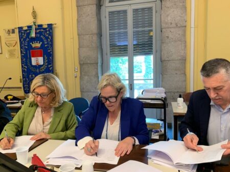 Busto: Maltrattamenti sui minori, siglato il vademecum