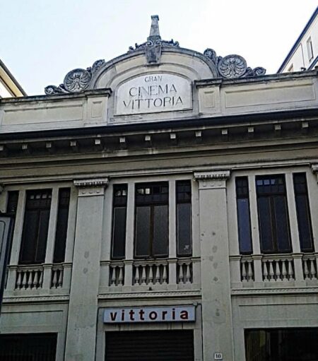 Varese: Al Gran Cinema Vittoria, apre “Innatural”