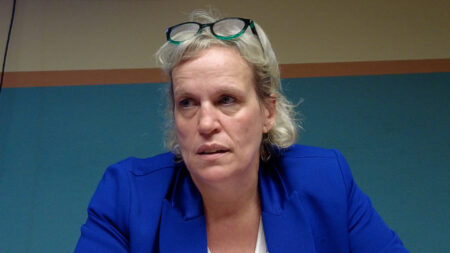 Busto: Reguzzoni: “Oltre 700 figli del Comune, aiuto”