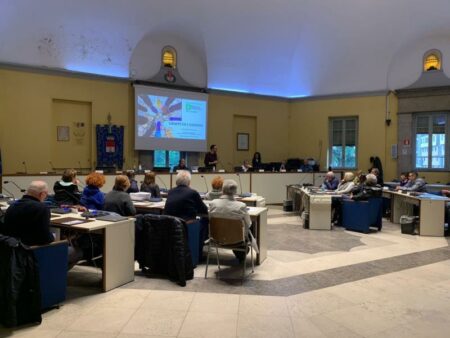 Busto: Gruppi di cammino in sala consiliare