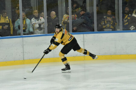 Hockey: Vignoli saluta i Mastini