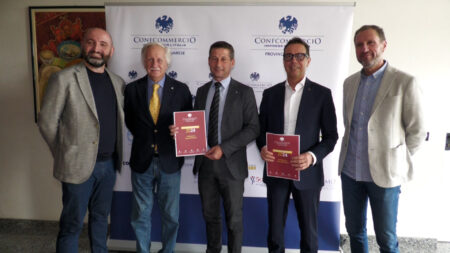 Varese: Uniascom ai candidati “Occhio a negozi e botteghe”