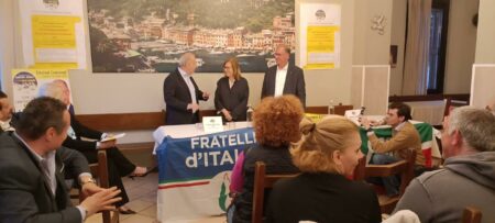 Carnago: Benzi punta sul "paese della formazione"