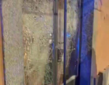 Gavirate: Vandali in un bar del centro, due arresti