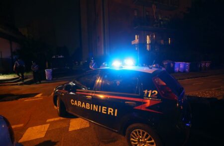 Vergiate: Bottigliate in discoteca, ferito un 22enne