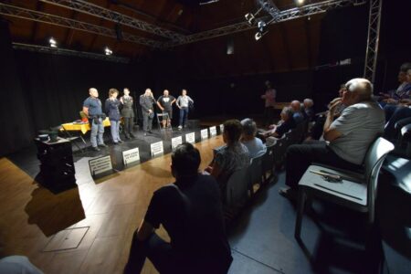 Varese: Bustecche, in teatro contro le truffe agli anziani