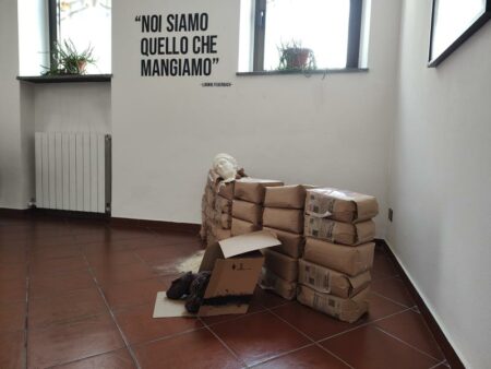 Busto: Busto Una “trincea di farina” allo Spazio Arte