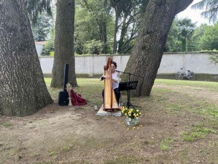 Busto: L’arpa celtica all’alba risveglia l’estate