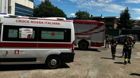 Casciago: Cade dal tetto della ditta, grave imprenditore