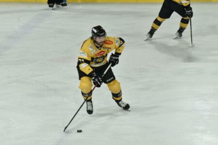 Hockey: Marcello Borghi rinnova con i Mastini