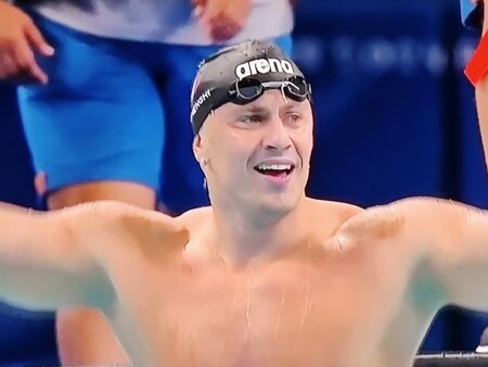 Parigi: Martinenghi trionfa, magnifico oro olimpico