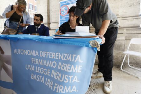 Roma: Referendum Autonomia, oltre 320 mila firme
