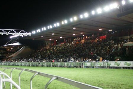 Varese: Ippodromo, la pista in erba non è ancora idonea