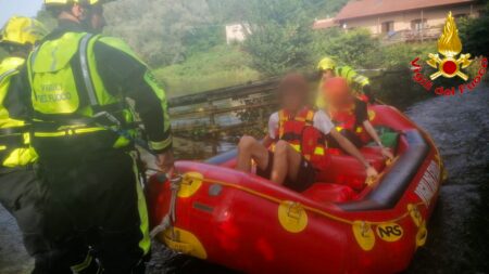 Arsago S.: Evacuate sei persone dopo l'esondazione