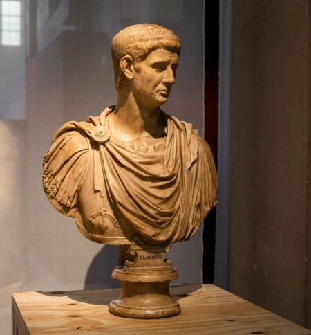 Como: Un inedito Plinio il Vecchio alla Fondazione Volta