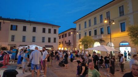 Busto: Cccc, “Centro, il giovedì sera manca solo il mare”