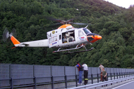 Como: Tragedia in deltaplano, muore 60enne