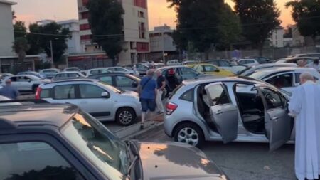 Gallarate: Via alla Patronale con la benedizione delle auto