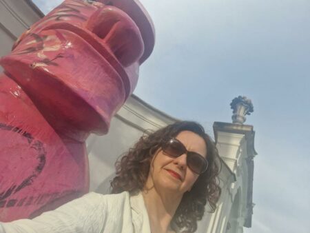 Busto: Moai spostati al Tessile, Artistico e Palacicogna