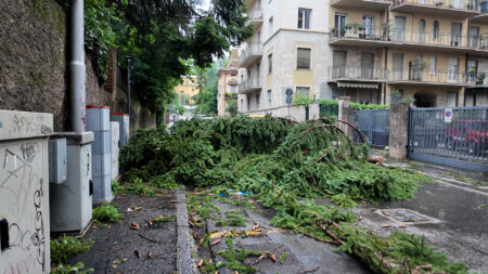 Varese: Comune: "Strade interrotte, fate attenzione"