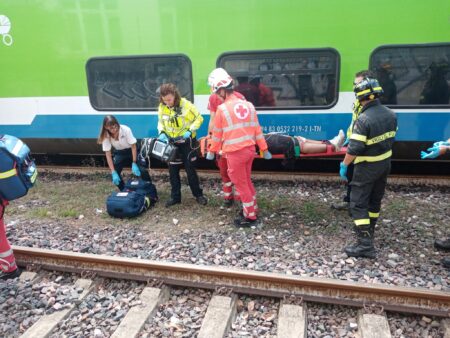 Varese: 25enne investita in stazione a Casbeno