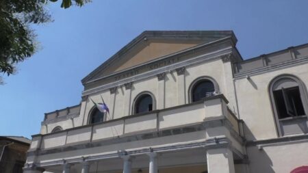 Busto: Riprendono gli spettacoli al teatro Sociale