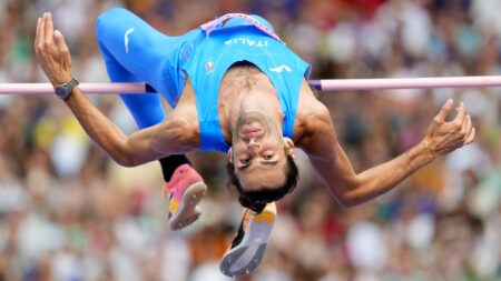 Parigi: Tamberi si arrende, eliminato dal salto in alto