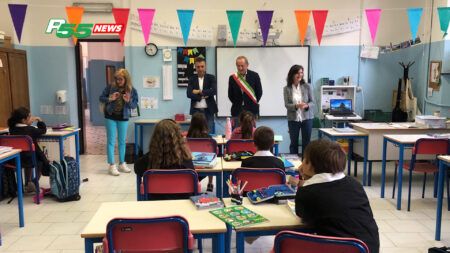 Busto: “Divertitevi e impegnatevi”, sindaco alla Manzoni