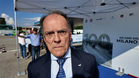 Castronno: Redaelli: "I 100 anni siano volano di sicurezza"