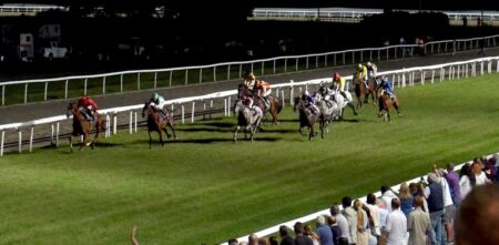 Ippica: Termina stasera l’estate al galoppo de Le Bettole