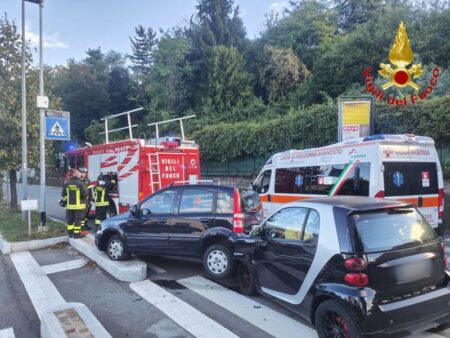 Varese: Code in viale Europa per un tamponamento tra auto