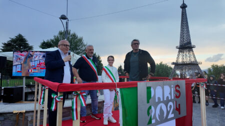 Nuoto: Azzate accoglie il suo Tete Martinenghi d'oro