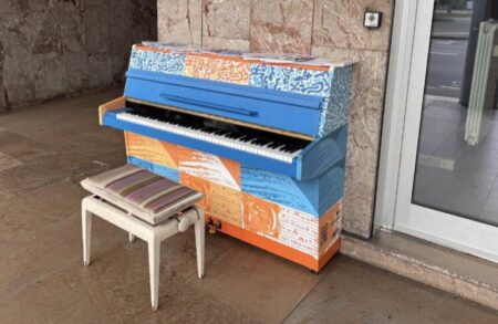 Busto: “Suonami”, sotto i portici arrivano i pianoforti