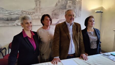 Varese: Sportello stranieri, un nuovo supporto in lingua