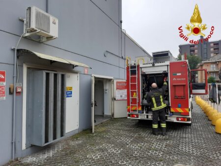 Busto: Pompieri al supermercato, allarme rientrato