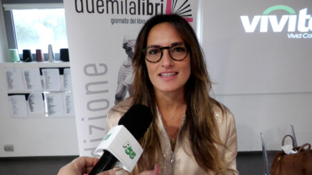 Gallarate: Duemilalibri, quando l’autore dialoga col presente