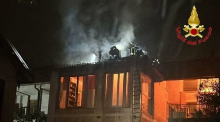 Castelseprio: Fiamme in via Dante, intervento a tarda sera
