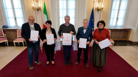 Varese: Senologia al centro, visite in Piazza Monte Grappa