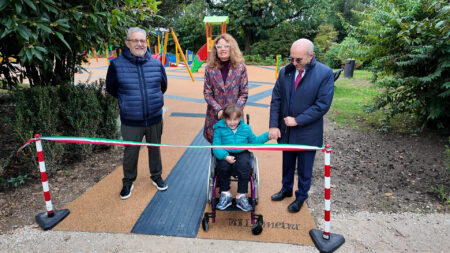 Varese: La piccola Celeste inaugura il parco inclusivo