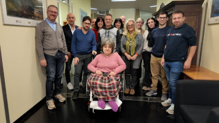 Varese: Paola, “cavaliera” coraggiosa… con l’armatura