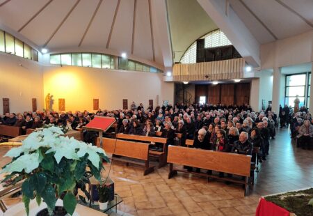 Varese: Chiesa gremita per l'addio a Carlo Lucchina