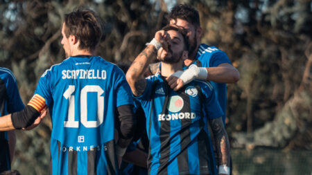 Calcio: Torraca salva il primato della Solbiatese