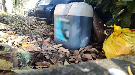 Busto A.: Vicolo Pace: “ostaggio” dell’inciviltà e del buio