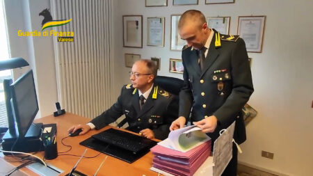 Varese: Ricevevano indebitamente il RdC, 29 denunciati