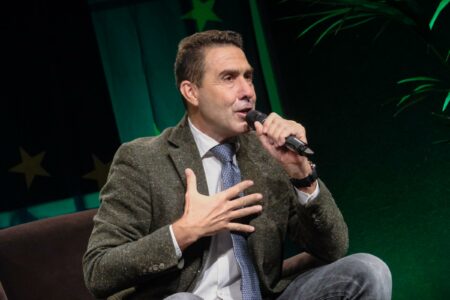 Roma: Vannacci registra il marchio del suo Movimento